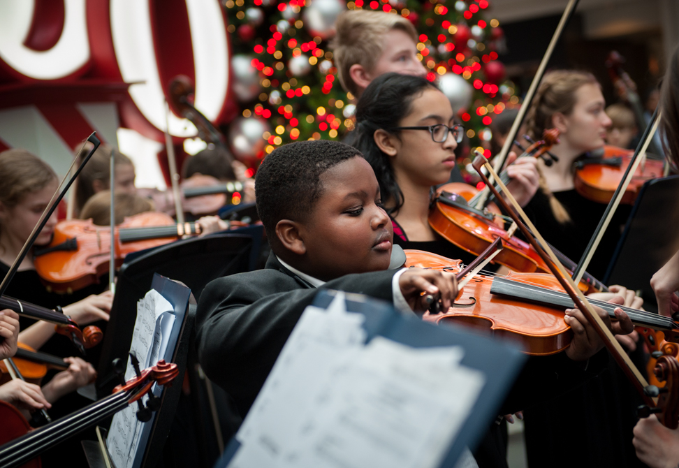 George Washington Middle School Orchestra performs at Pentagon City